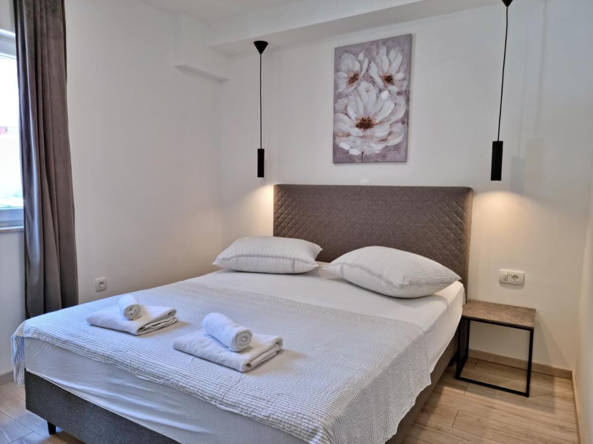 Apartments Zorica Duće Exterior foto