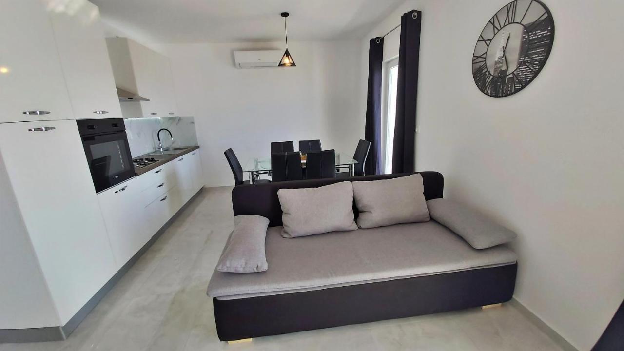 Apartments Zorica Duće Exterior foto
